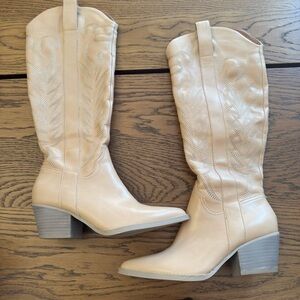 Oasis Society‎  light tan Cowboy Heeled Boots Western